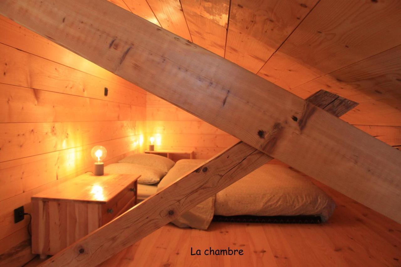 Belladone Guest House Theys Les 7 Laux Esterno foto